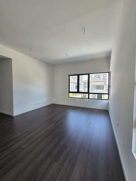 Rumah Berkembar untuk Dijual di Telok Panglima Garang (Selangor) - KG Tan - Living Room - PropertyGuru.com.my