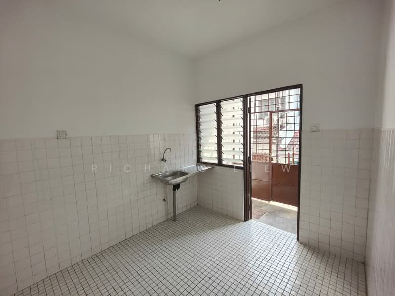 Rumah Teres 2 Tingkat untuk Dijual di SS23 (Petaling Jaya) - Richard Liew - Kitchen - PropertyGuru.com.my