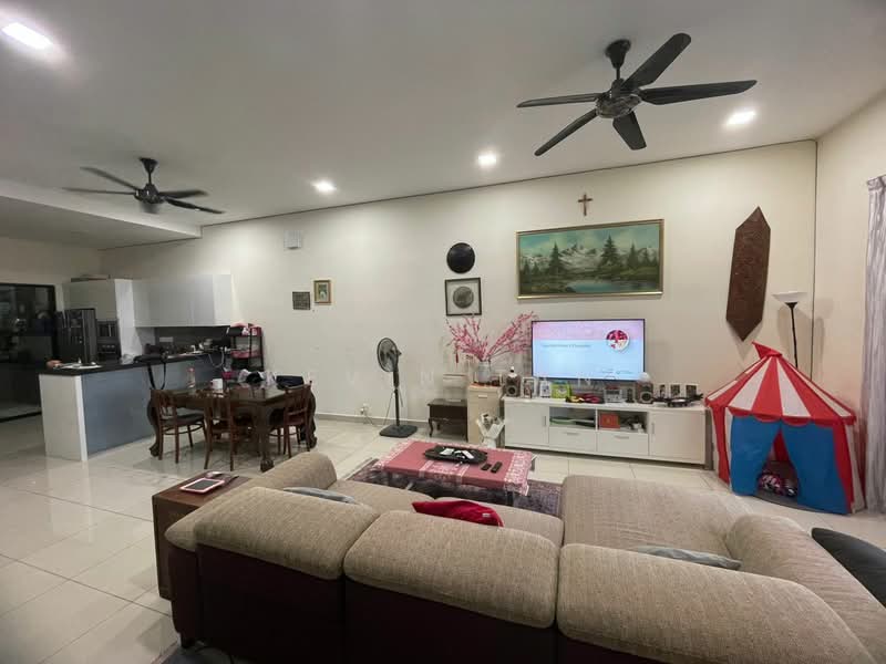 2-storey Terraced House for Sale in Lakeside Residences (Puchong) - Kevin Tan - Living Room - PropertyGuru.com.my