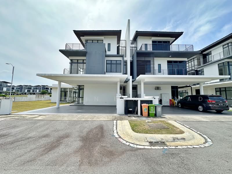 Rumah Berkembar untuk Dijual di Presint 12 (Putrajaya) - Aizuddin bin Ahmad - Exterior - PropertyGuru.com.my