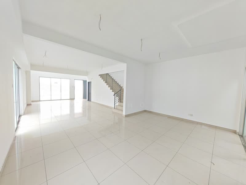 2-storey Terraced House for Sale in Taman Semenyih Mewah (Semenyih) - Mac Chong - Living Room - PropertyGuru.com.my