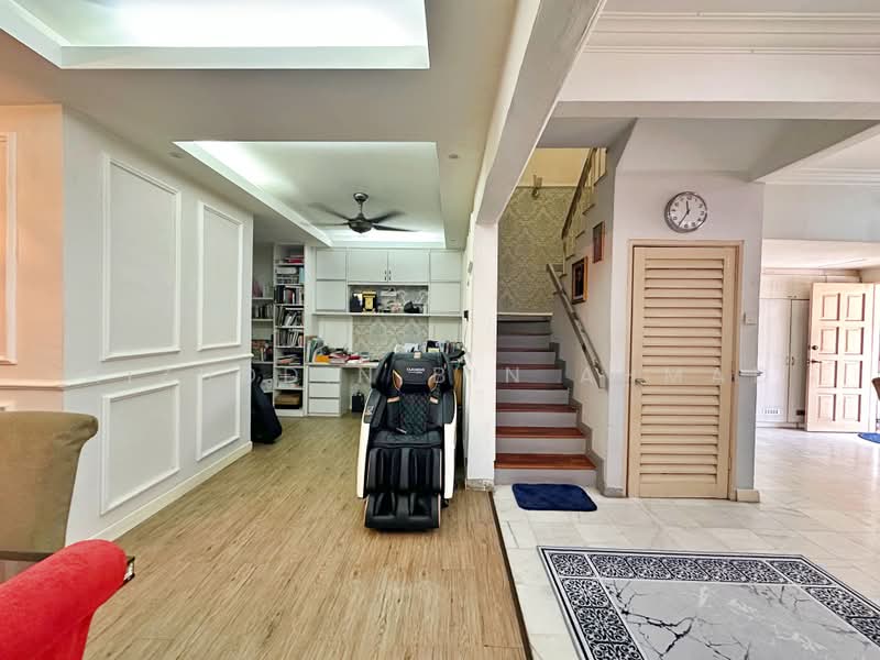 Rumah Teres 2 Tingkat untuk Dijual di Bandar Sri Damansara (Selangor) - Aizuddin bin Ahmad - Living Room - PropertyGuru.com.my