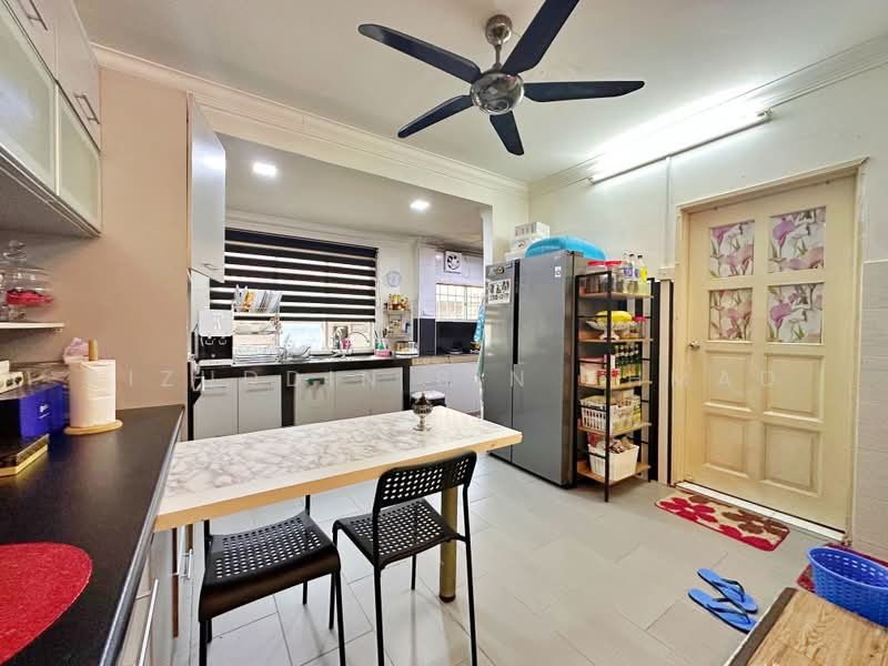 Rumah Teres 2 Tingkat untuk Dijual di Bandar Sri Damansara (Selangor) - Aizuddin bin Ahmad - Kitchen - PropertyGuru.com.my