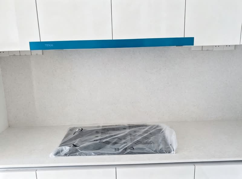 Service Residence for Rent at Edelweiss @ Tropicana Gardens - Samantha Pan - Kitchen - PropertyGuru.com.my