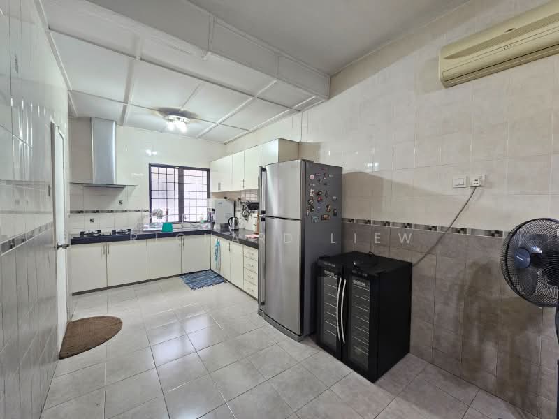 Rumah Teres 2 Tingkat untuk Dijual di Taman Bukit Mayang Emas (Petaling Jaya) - Richard Liew - Kitchen - PropertyGuru.com.my
