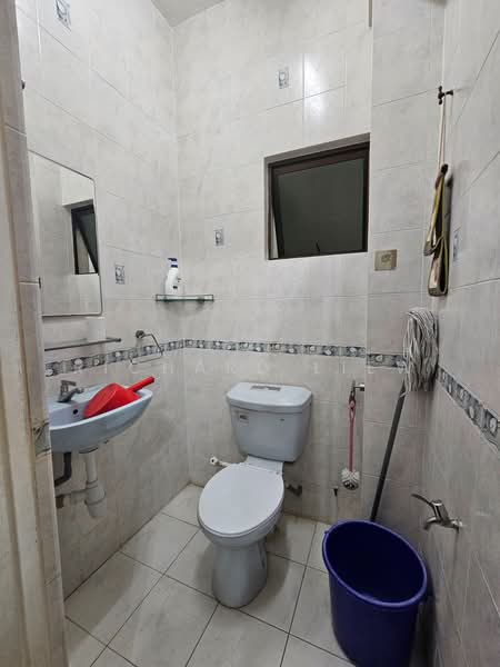 Rumah Teres 2 Tingkat untuk Dijual di Taman Bukit Mayang Emas (Petaling Jaya) - Richard Liew - Bathroom - PropertyGuru.com.my