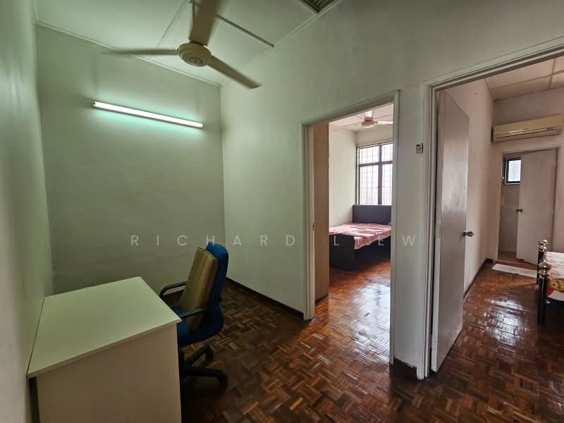 Rumah Teres 2 Tingkat untuk Dijual di Taman Bukit Mayang Emas (Petaling Jaya) - Richard Liew - Bedroom - PropertyGuru.com.my