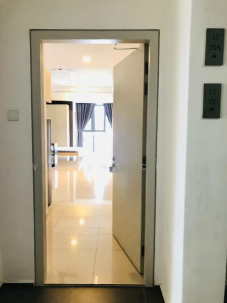 Kondominium untuk Dijual di Vivo Residential Suites - Vincent Chye - Entrance - PropertyGuru.com.my