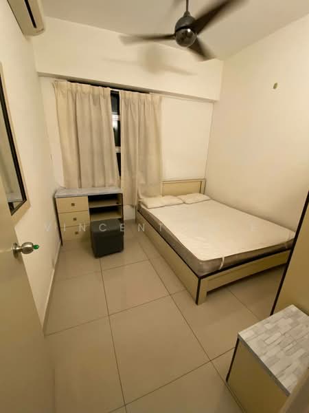 Kondominium untuk Dijual di The Zest @ Kinrara 9 - Vincent Chye - Bedroom - PropertyGuru.com.my