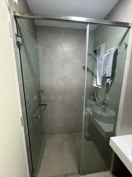 Kondominium untuk Dijual di Kuchai Sentral - Vincent Chye - Bathroom - PropertyGuru.com.my