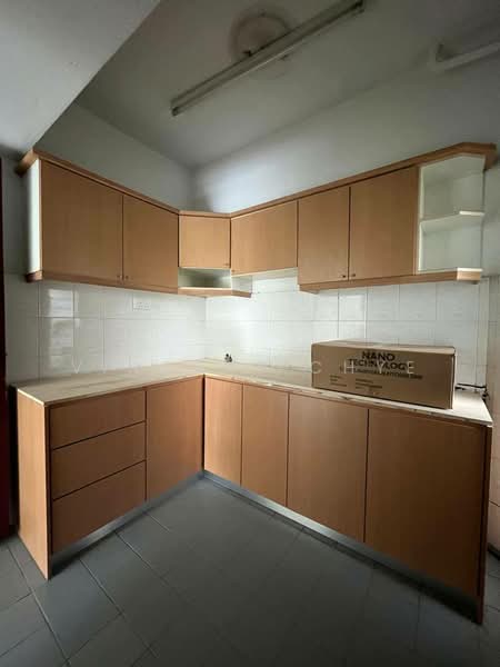 Apartment for Sale at Anjung Hijau (Greenfields) - Vincent Chye - Kitchen - PropertyGuru.com.my