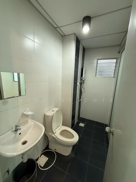 Condominium for Sale at Kiara Residence 2 (Residensi Kiara Jalil 2) - Vincent Chye - Bathroom - PropertyGuru.com.my