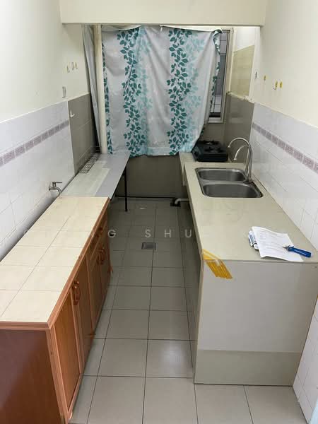 Apartment for Sale at Akasia Apartment - Chong Shun Kae - Kitchen - PropertyGuru.com.my