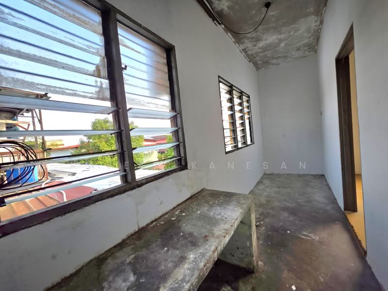 Shop for Sale in Rawang (Selangor) - Rajesh Kanesan - Interior - PropertyGuru.com.my