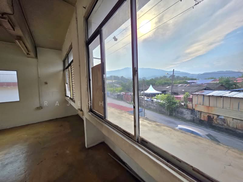 Shop for Sale in Rawang (Selangor) - Rajesh Kanesan - Interior - PropertyGuru.com.my