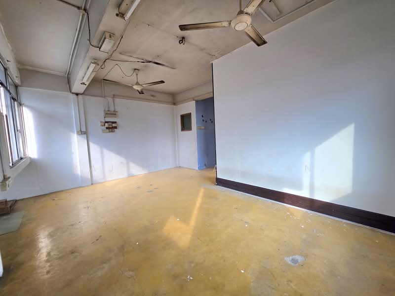 Shop for Sale in Rawang (Selangor) - Rajesh Kanesan - Interior - PropertyGuru.com.my