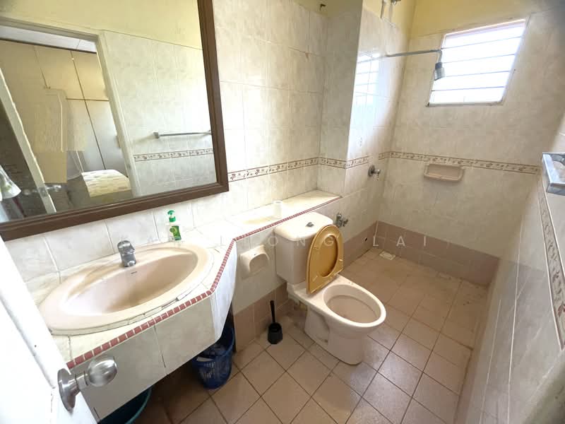 Rumah Teres 2-Tingkat untuk Dijual di Putra Heights (Subang Jaya) - Kar Leong Lai - Bathroom - PropertyGuru.com.my