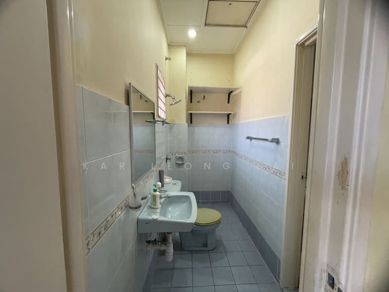 Rumah Teres 2-Tingkat untuk Dijual di Putra Heights (Subang Jaya) - Kar Leong Lai - Bathroom - PropertyGuru.com.my