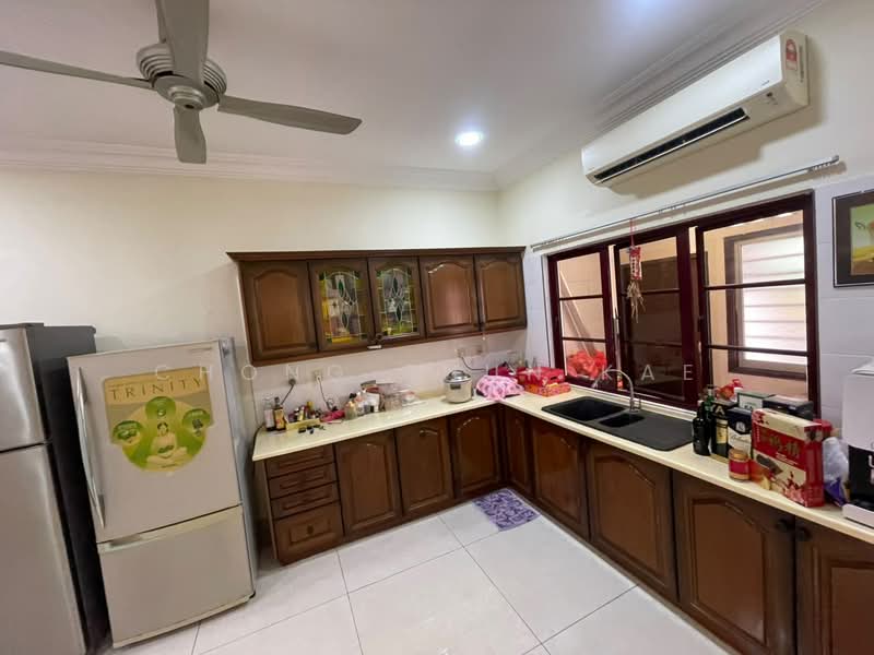 Rumah Teres 2-Tingkat untuk Dijual di Taman Puchong Prima (Puchong) - Chong Shun Kae - Kitchen - PropertyGuru.com.my
