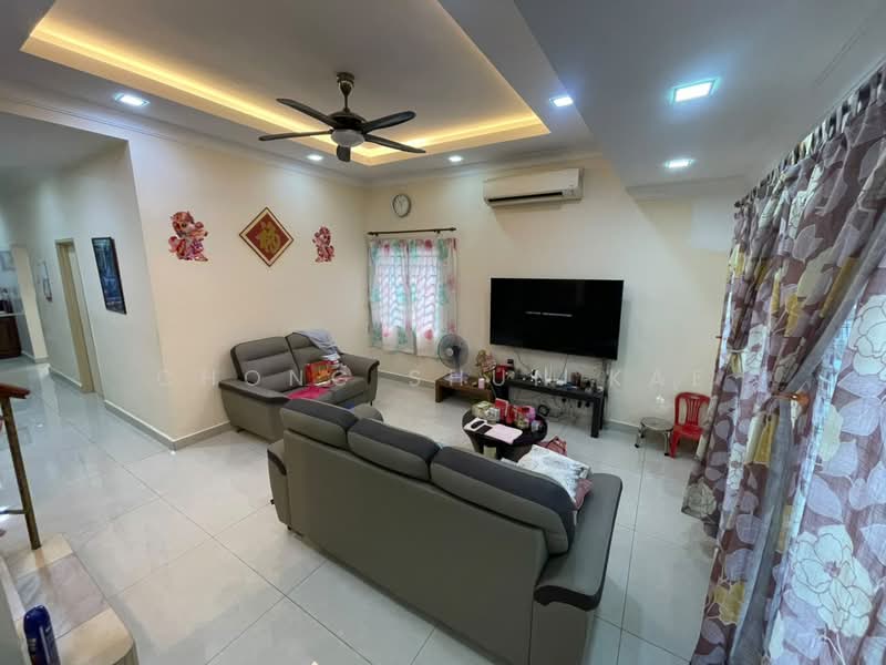 Rumah Teres 2-Tingkat untuk Dijual di Taman Puchong Prima (Puchong) - Chong Shun Kae - Living Room - PropertyGuru.com.my