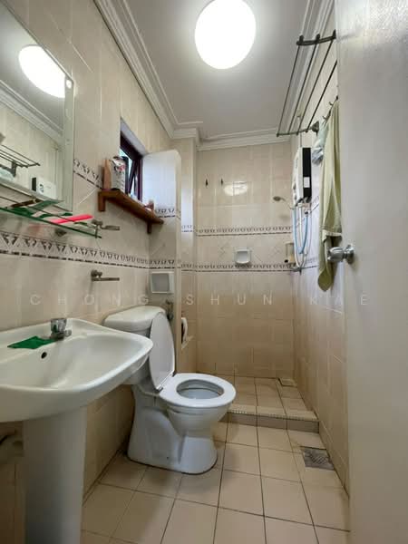 Rumah Teres 2-Tingkat untuk Dijual di Taman Puchong Prima (Puchong) - Chong Shun Kae - Bathroom - PropertyGuru.com.my