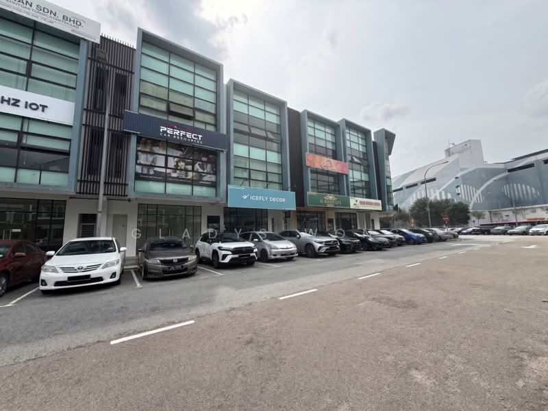 Shop / Office untuk Disewa di Taman Dato Onn (Johor Bahru) - Gladys Wong - Exterior - PropertyGuru.com.my