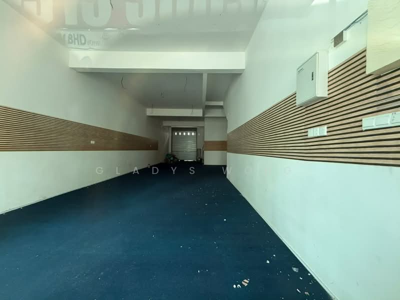 Shop / Office untuk Disewa di Taman Dato Onn (Johor Bahru) - Gladys Wong - Interior - PropertyGuru.com.my