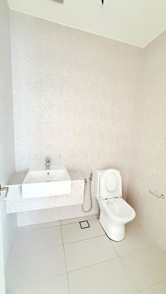 Cluster House for Sale in Taman Ekoflora (Johor Bahru) - Sharon Ong - Bathroom - PropertyGuru.com.my