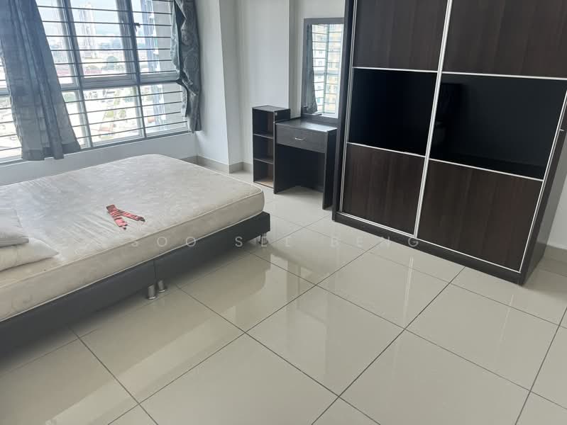 Kondominium untuk Dijual di First Residence (Residensi Unggul) - Soo See Beng - Bedroom - PropertyGuru.com.my