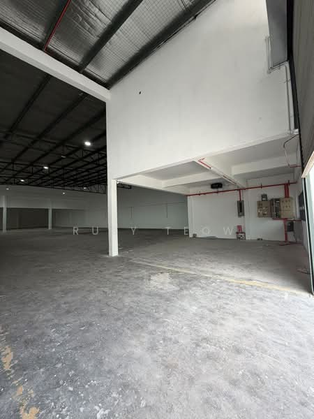 Semi-D Factory for Rent in Taman Desa Cemerlang (Ulu Tiram) - Ruby Teow - Interior - PropertyGuru.com.my