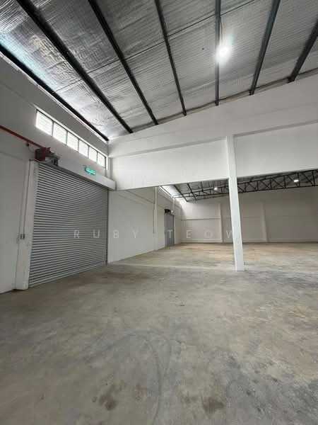 Semi-D Factory for Rent in Taman Desa Cemerlang (Ulu Tiram) - Ruby Teow - Interior - PropertyGuru.com.my