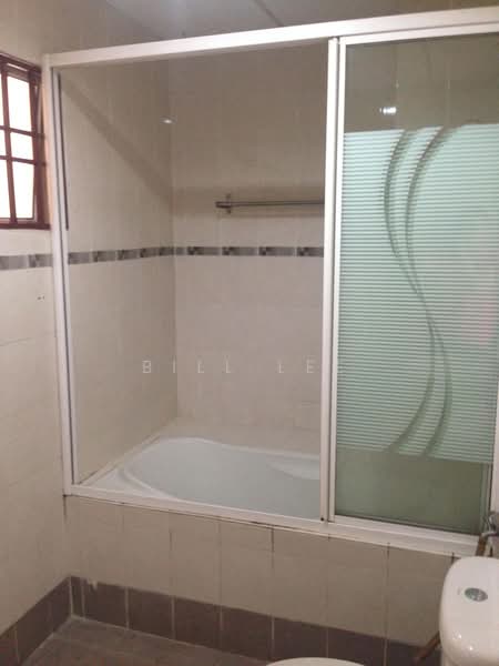 Pangsapuri untuk Disewa di Suria Damansara - Bill Lee - Bathroom - PropertyGuru.com.my