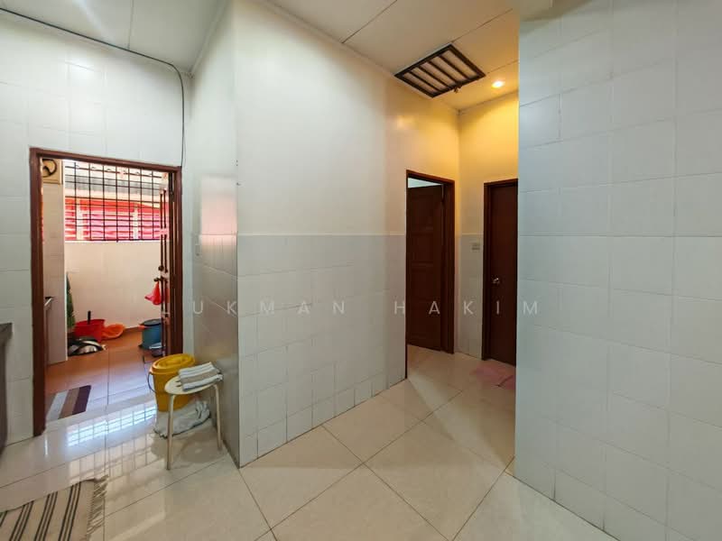 1-storey Terraced House for Sale in Bandar Bukit Raja (Klang) - Lukman Hakim - Interior - PropertyGuru.com.my
