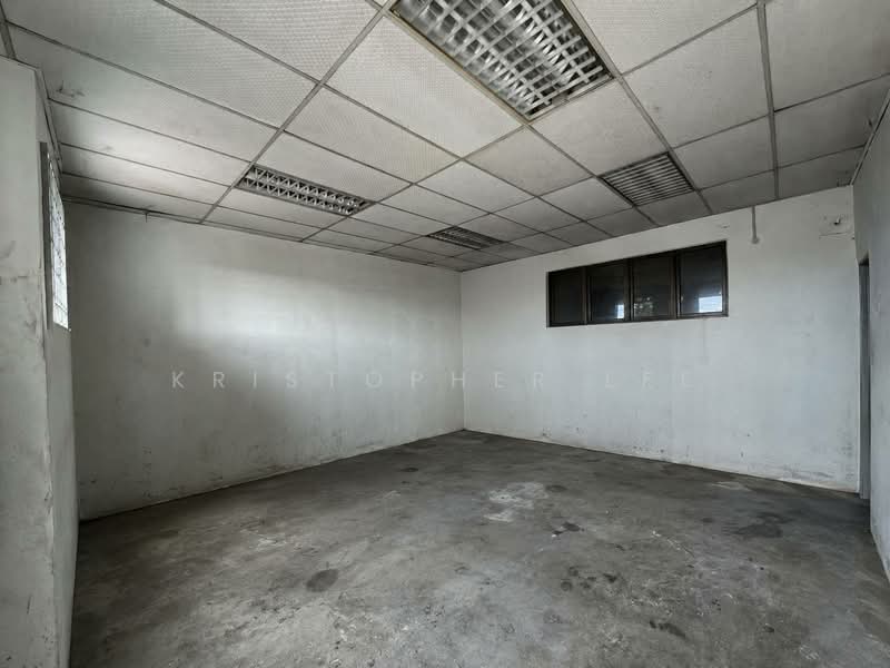 Semi-D Factory for Rent in Taman Tan Sri Yaacob (Johor Bahru) - Kristopher Lee - PropertyGuru.com.my