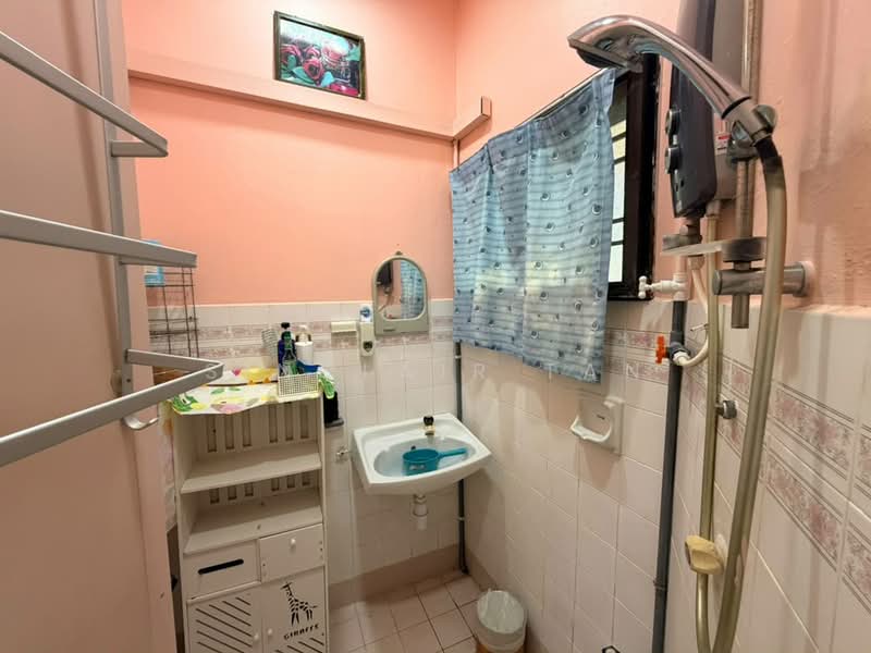 Rumah Teres 1-Tingkat untuk Disewa di Ayer Keroh (Melaka) - Sinclair Tan - Bathroom - PropertyGuru.com.my