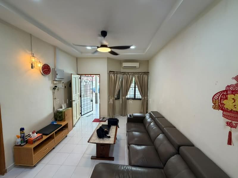 Rumah Teres 1-Tingkat untuk Disewa di Ayer Keroh (Melaka) - Sinclair Tan - Living Room - PropertyGuru.com.my