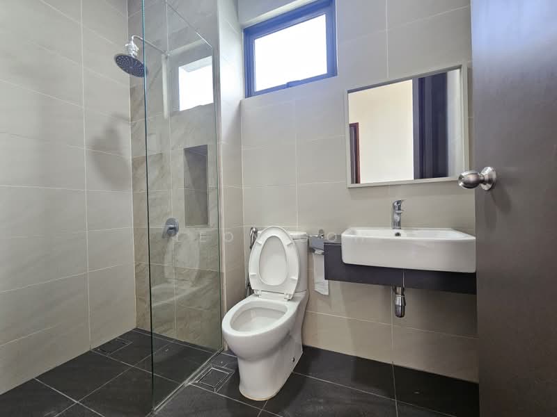 Semi-Detached House for Rent in Eco Sanctuary (Telok Panglima Garang) - Leon Goh - Bathroom - PropertyGuru.com.my