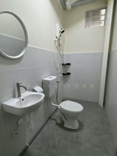 Apartment for Sale at Flora Damai - Daniel Yong - Bathroom - PropertyGuru.com.my