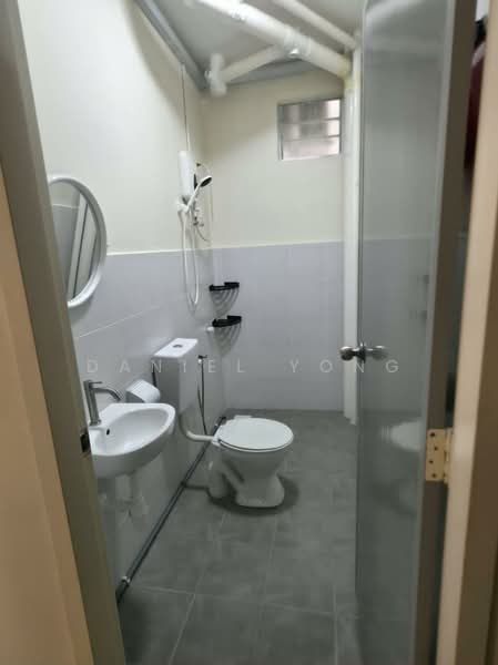 Apartment for Sale at Flora Damai - Daniel Yong - Bathroom - PropertyGuru.com.my