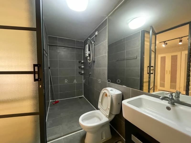 Service Residence for Sale at Empire Damansara - Ray Soo - Bathroom - PropertyGuru.com.my