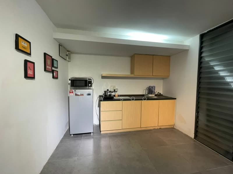 Service Residence for Sale at Empire Damansara - Ray Soo - Kitchen - PropertyGuru.com.my