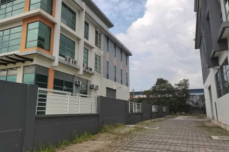 Semi-D Factory for Rent in Seksyen 15 (Shah Alam) - Aida Ramle - Exterior - PropertyGuru.com.my