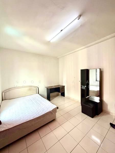 Kondominium untuk Dijual di Sri Putramas - Noor Hidayah Mohamad Noor - Bedroom - PropertyGuru.com.my