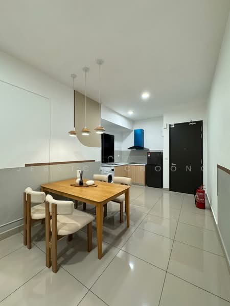 Service Residence for Sale at M Oscar - Jessica Choong - Dining Room - PropertyGuru.com.my