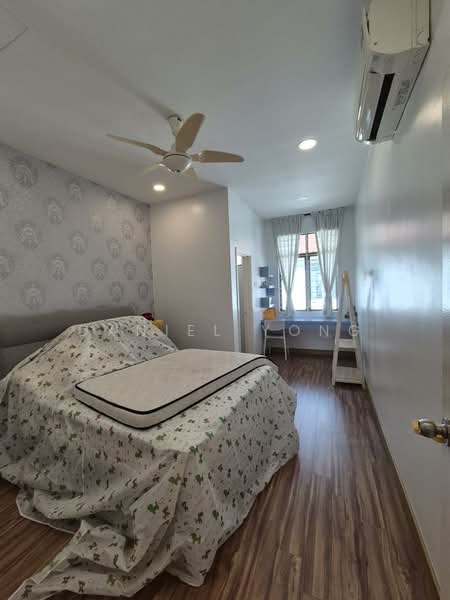 2-storey Terraced House for Sale in Taman Dato Onn (Johor Bahru) - Daniel Yong - Bedroom - PropertyGuru.com.my