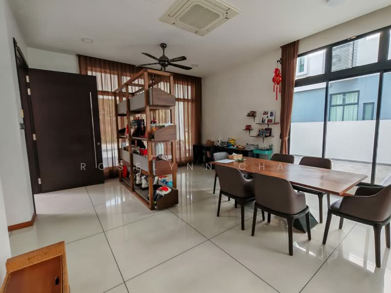 Bungalow House for Rent in Senibong Cove (Masai) - Roselynn Chai - Dining Room - PropertyGuru.com.my
