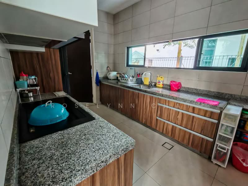 Bungalow House for Rent in Senibong Cove (Masai) - Roselynn Chai - Kitchen - PropertyGuru.com.my