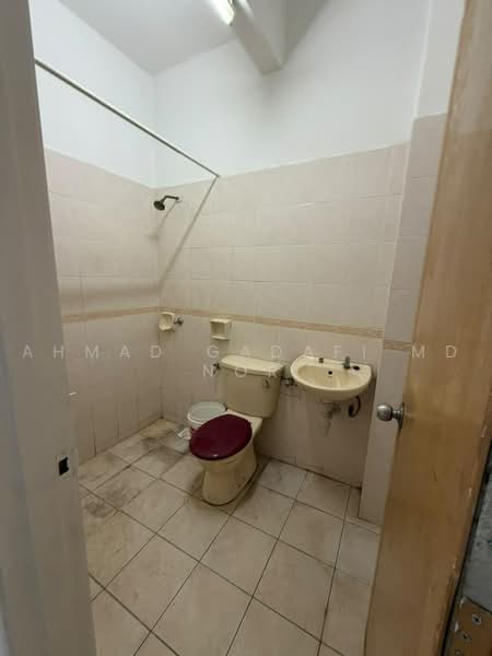 Rumah Teres 2.5 Tingkat untuk Dijual di Ampang Jaya (Ampang) - Ahmad Gadafi Md Nor - Bathroom - PropertyGuru.com.my