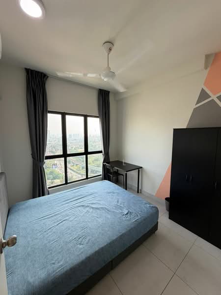Servis Apartment untuk Disewa di Majestic Maxim - Iris Lee - Bedroom - PropertyGuru.com.my