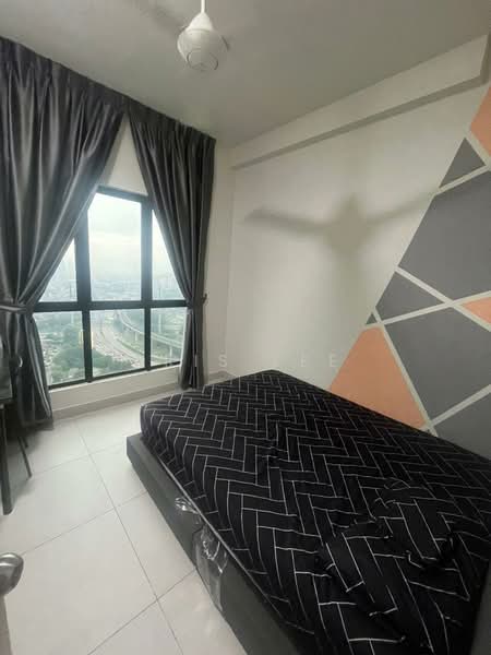 Servis Apartment untuk Disewa di Majestic Maxim - Iris Lee - Bedroom - PropertyGuru.com.my